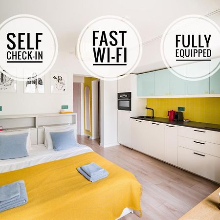 Victoriei Old Town Studio - Self Check-In Бухарест Экстерьер фото